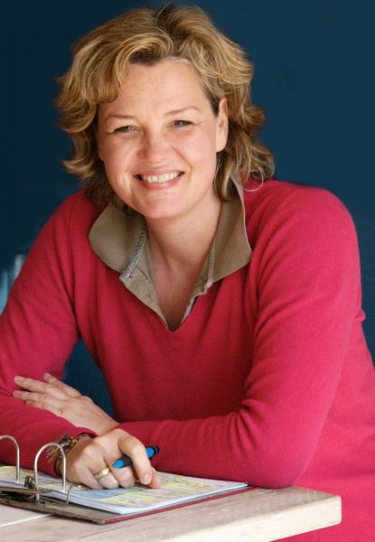 tl_files/content/mitglieder/bilder/Onkolotse/foto_Ulrike_2.jpeg.jpg tl_files/content/mitglieder/bilder/Onkolotse/foto_Ulrike_2.jpeg.jpg